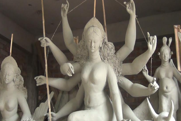 সাতক্ষীরায় ৫৮৩টি মণ্ডপে দুর্গাপূজার প্রস্তুতি 