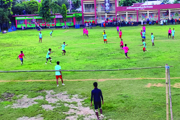চাঁদে জমি কেনার কিছু অসুবিধা