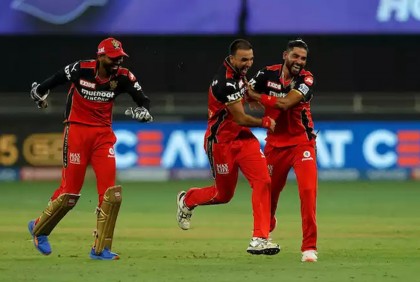অবশেষে জয়ে দেখা পেল কোহলির ব্যাঙ্গালুরু