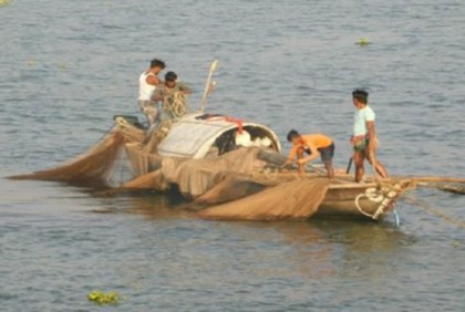 জেলেদের জন্য ১১ হাজার ১১৯ মেট্রিক টন চাল বরাদ্দ