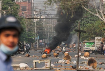 মিয়ানমারে বিদ্রোহীদের ওপর বিমান হামলা 

