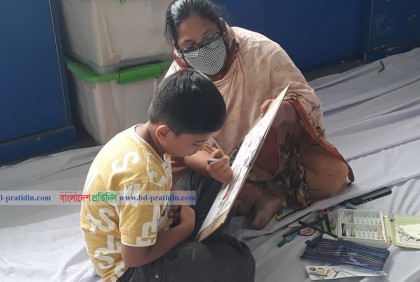 প্রধানমন্ত্রীর জন্মদিনে অটিজম শিশুদের নিয়ে চিত্রাঙ্কন

