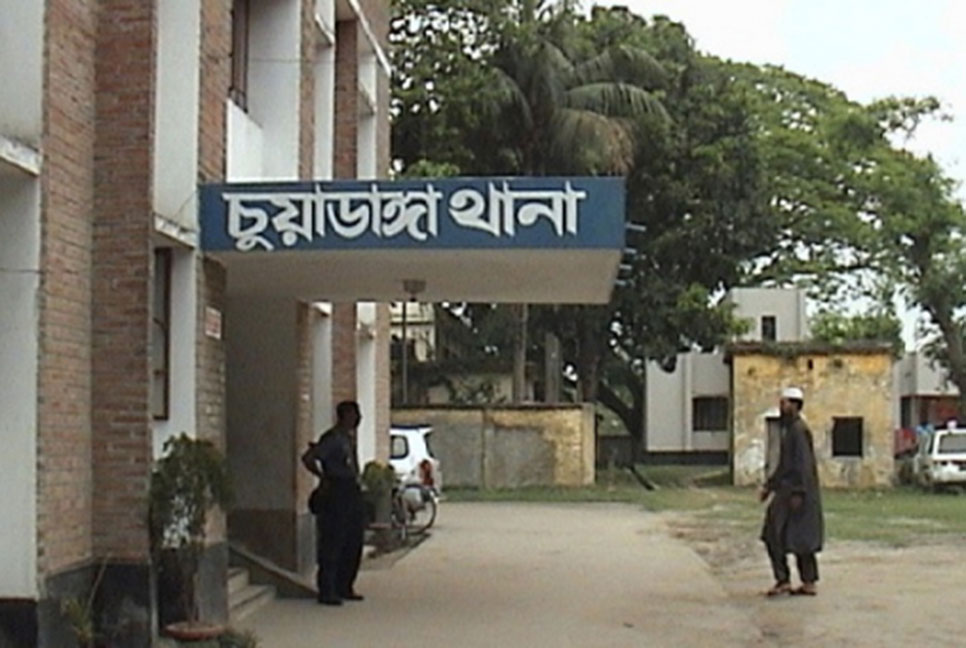 নিজের বাল্যবিয়ে রুখতে থানায় হাজির ছাত্রী!