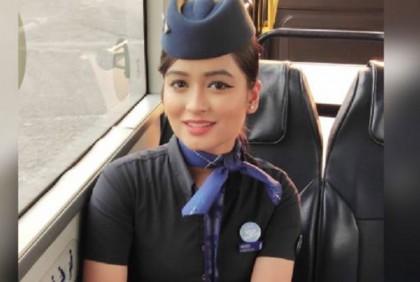 বিমানবালার যে ড্যান্স দেখা হল ৬ কোটি বার!