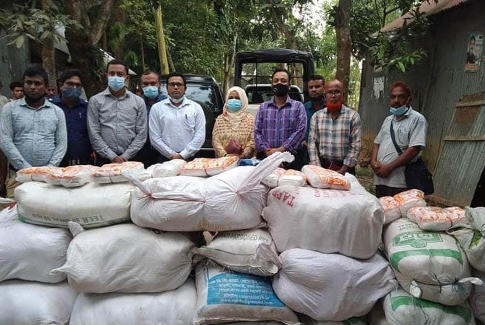 শেরপুরে পলিথিন জব্দ; ব্যবসায়ীকে জরিমানা 