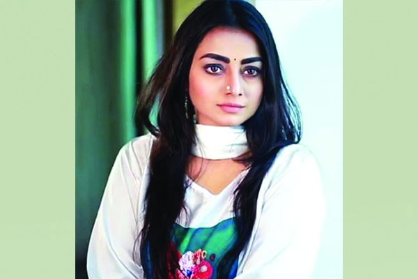 অন্য এক নাজিয়া হক অর্ষা