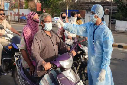 করোনা: বিশ্বে গত ২৪ ঘণ্টায় মৃত্যু কমলেও বেড়েছে সংক্রমণ