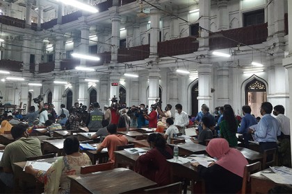 ঢাবির ‘ক’ ইউনিটের ভর্তি পরীক্ষা অনুষ্ঠিত