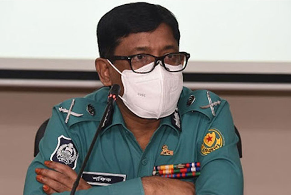 মাস্ক ছাড়া পূজামণ্ডপে প্রবেশ নয়: ডিএমপি কমিশনার