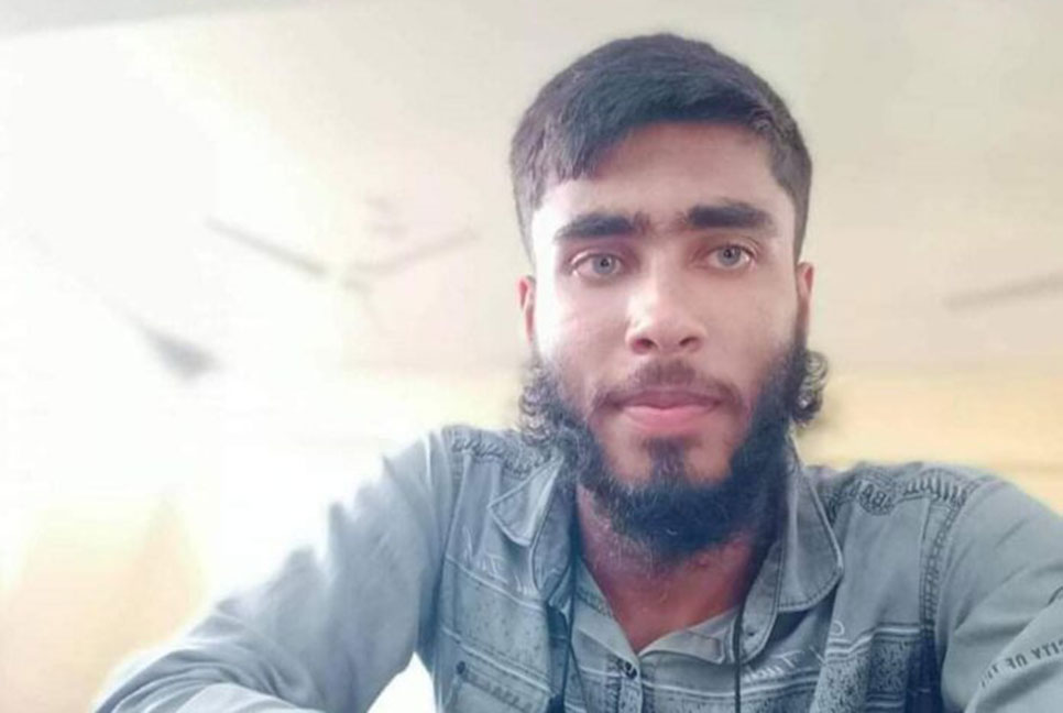 প্রধানমন্ত্রীকে কটূক্তি করায় কলেজছাত্রকে ধরে পুলিশে দিল ছাত্রলীগ