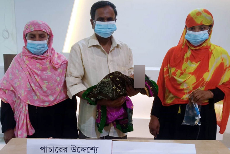 মেয়ের সন্তান চুরি করে বিক্রি করেন মা 