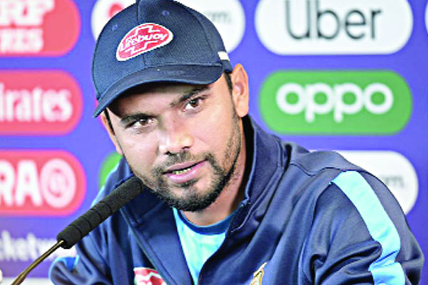 নড়াইলে মাশরাফির ৩৮তম জন্মদিন পালন