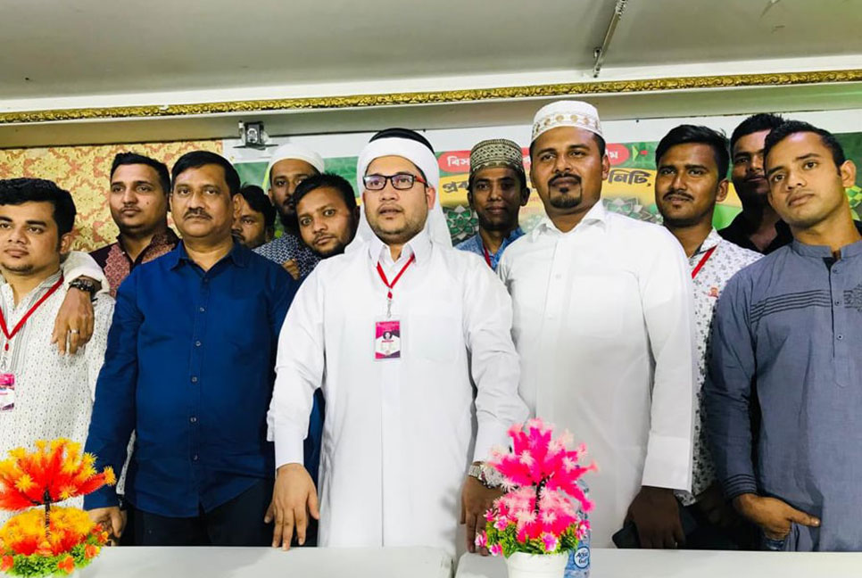 প্রবাসী বাংলাদেশিদের কল্যাণে কাতারে দোয়া মাহফিল