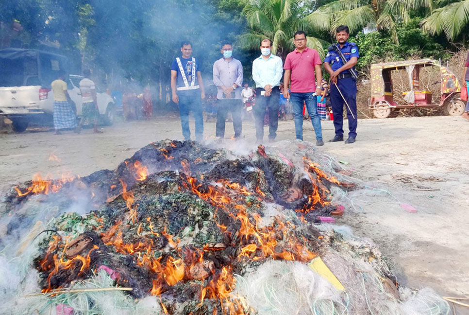 ফরিদপুরে আটক ৫৩ জেলের বিভিন্ন মেয়াদে সাজা