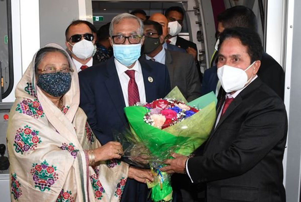 স্বাস্থ্য পরীক্ষার জন্য জার্মানিতে পৌঁছেছেন রাষ্ট্রপতি

