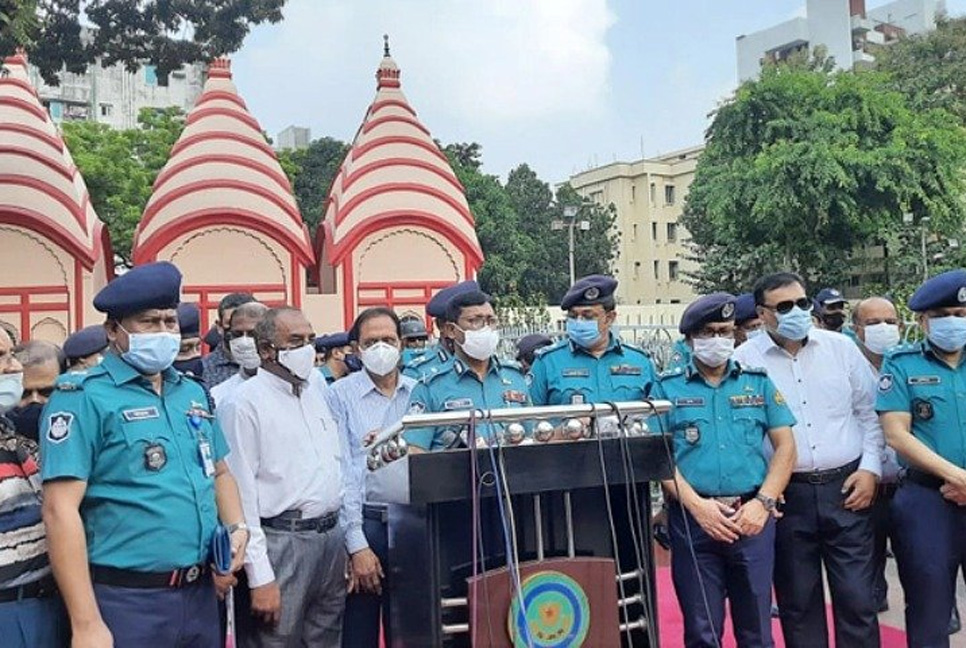 জঙ্গিরা অনলাইনে সক্রিয়, আমরা অ্যালার্ট : ডিএমপি কমিশনার

