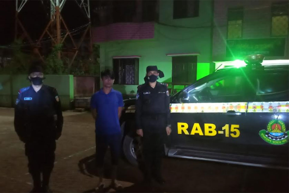 র‍্যাবের অভিযানে বিদেশী মদ ও বিয়ারসহ আটক ১
