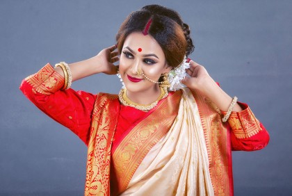 পূজার উৎসবে দেশি সাজ