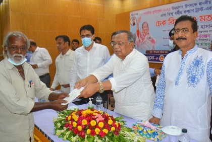 ‘সাম্প্রদায়িক অপশক্তির কোনো স্থান নেই’ 