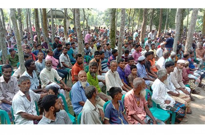 পীরগাছায় নৌকার প্রার্থীর বিরুদ্ধে প্রতিবাদ সমাবেশ