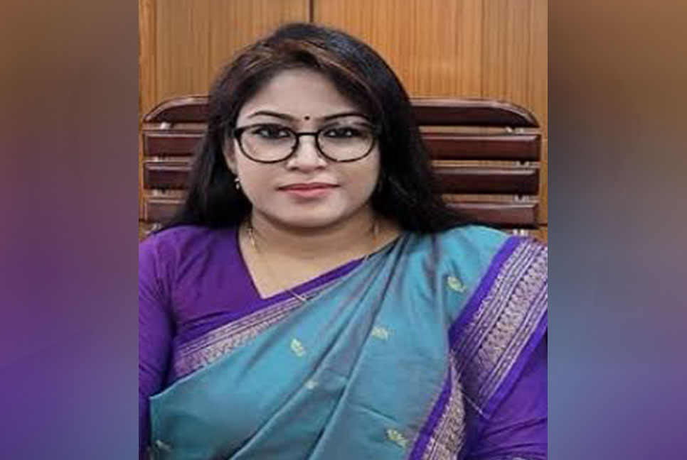 প্রায় ৯০০ টন বর্জ্য সমস্যার সমাধান করলেন ইউএনও