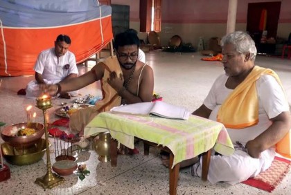 বরিশালে উৎসবমুখর পরিবেশে
৬৩৪ মণ্ডপে পূজা