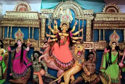 কলাপাড়ায় ১৬টি মণ্ডপে পূজা শুরু 