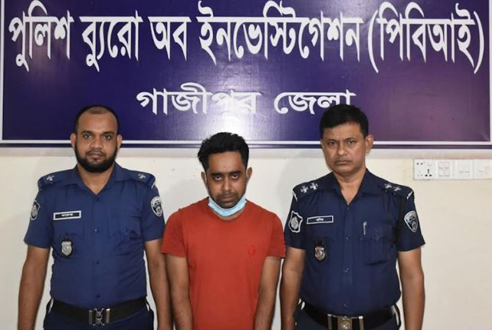 ত্রিভুজ প্রেমের বলি কলেজছাত্র, গ্রেফতার ১