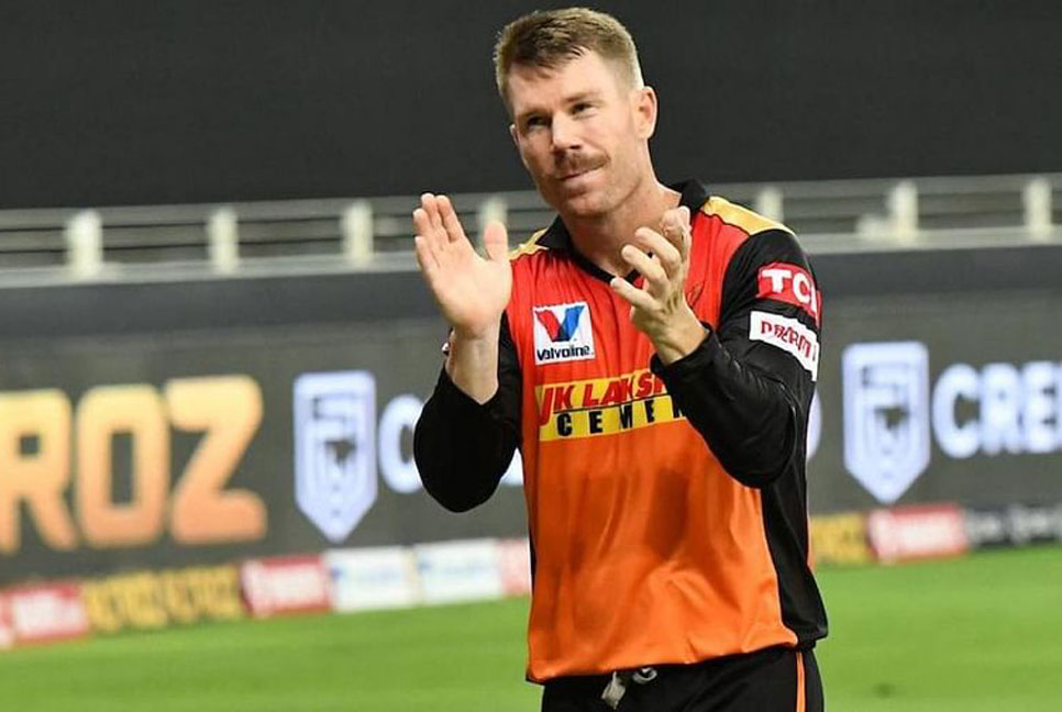 আইপিএলে নতুন দলের অধিনায়ক হতে চান ওয়ার্নার