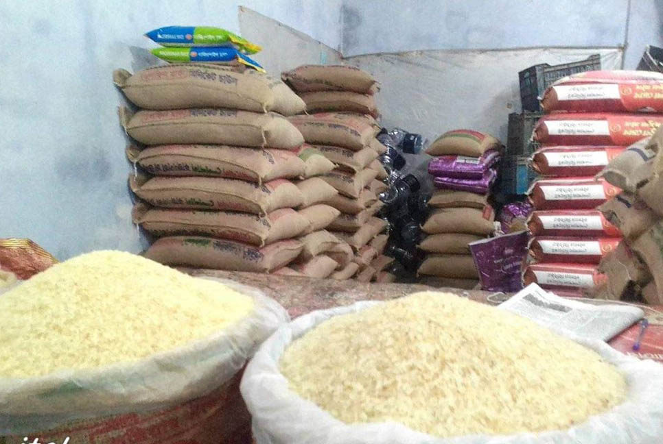আমদানি বন্ধ, আবারও কুষ্টিয়ার বাজারে চালের দাম বৃদ্ধি