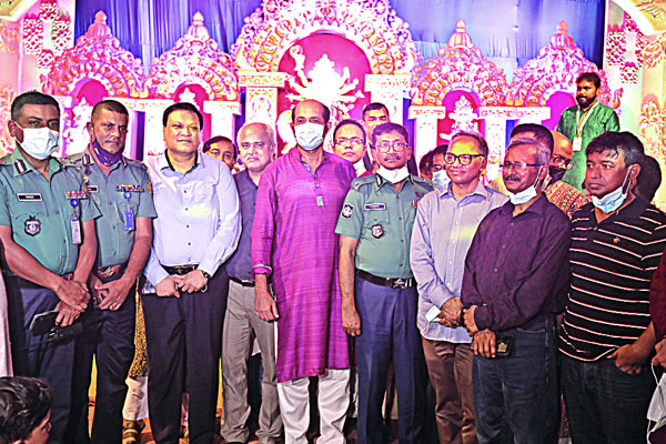 বসুন্ধরা পূজামণ্ডপ ছিল জমজমাট
