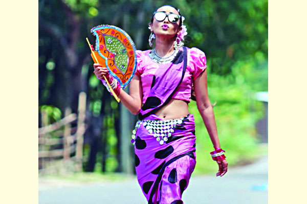 গোলাপী এখন পূজামণ্ডপে...