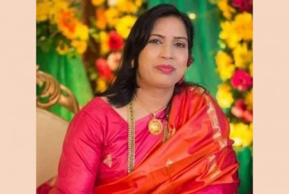 মনোনয়ন গেল, চাকরিও গেল


