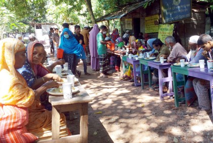 ক্ষুধার্ত মানুষের জন্য মেহমান খানা