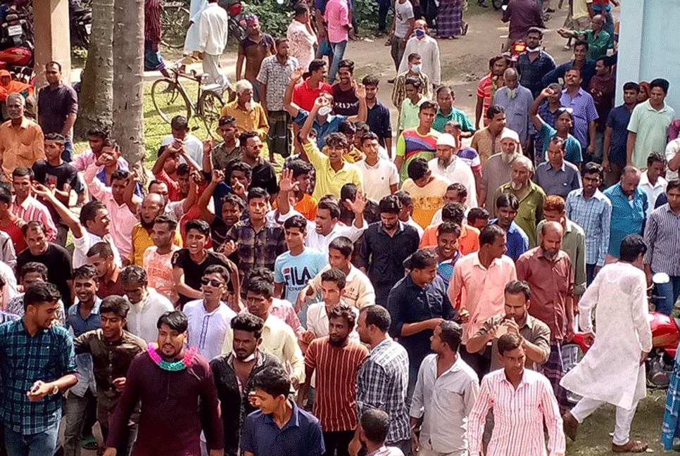 ঠাকুরগাঁওয়ের হরিপুরে উৎসবমুখর পরিবেশে মনোনয়নপত্র জমা
