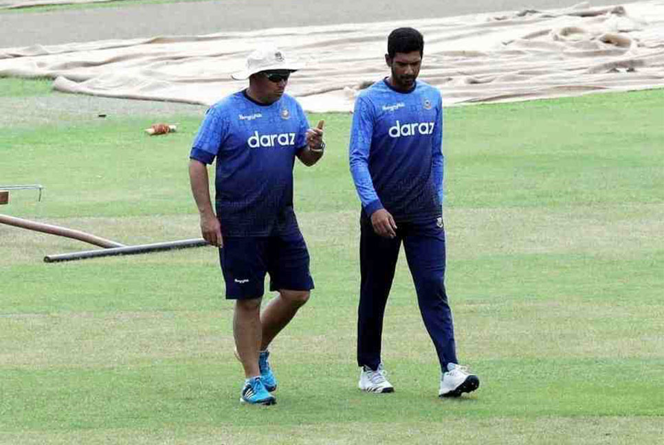 ওমানের বিপক্ষে সতর্ক টাইগার কোচ