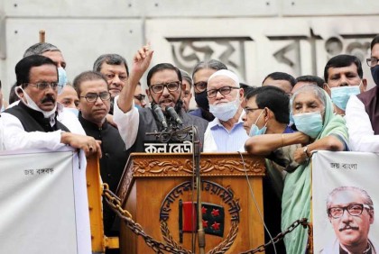 ভয় নাই, শেখ হাসিনা আপনাদের সঙ্গে আছে: সেতুমন্ত্রী

