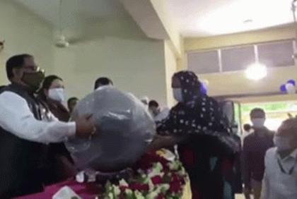 ষড়যন্ত্রকারীদের বিরুদ্ধে রুখে দাঁড়াতে হবে : খাদ্যমন্ত্রী 