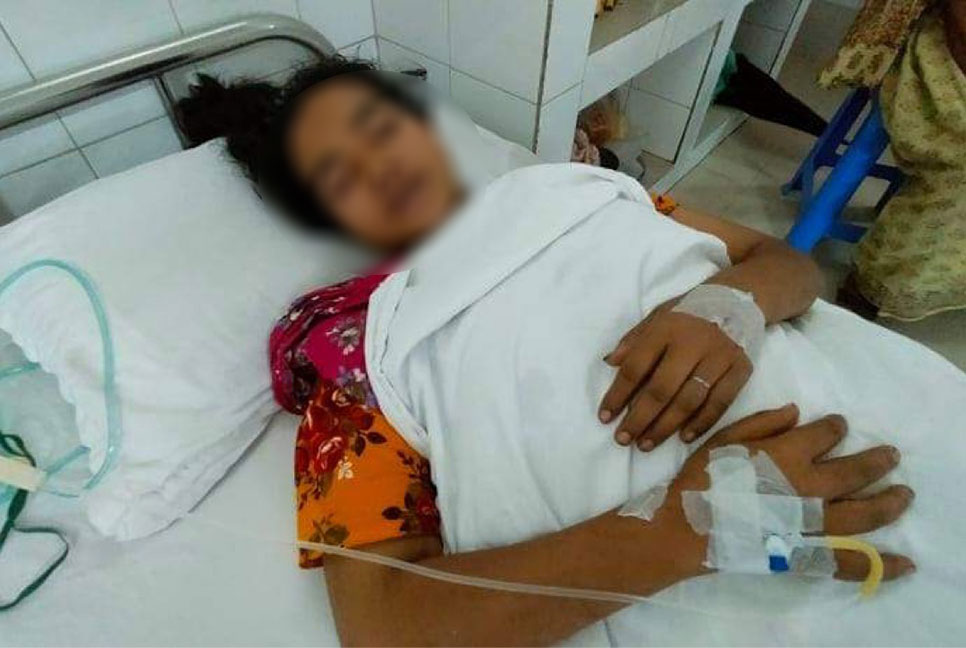তুচ্ছ ঘটনায় ভাইসহ নারী শ্রমিককে ‘হাতুড়িপেটা’র অভিযোগ