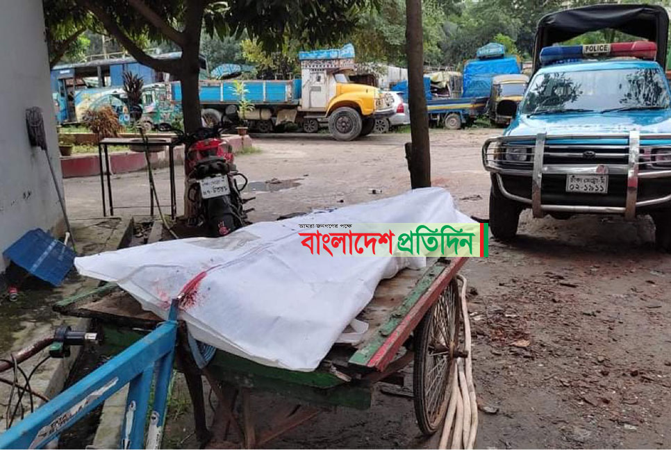 আশুলিয়ায় কাভার্ড ভ্যানচাপায় পত্রিকার হকার নিহত