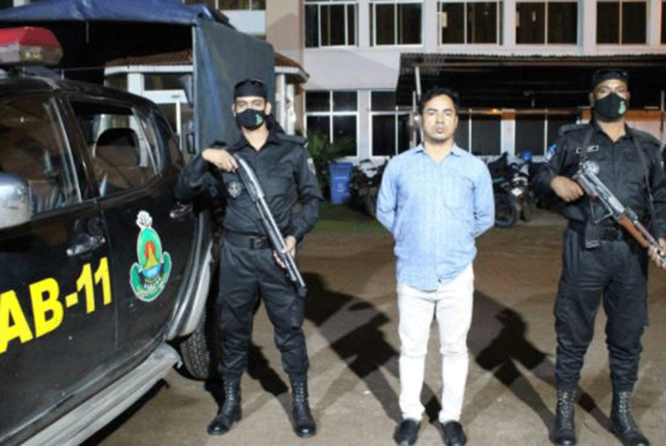 সিদ্ধিরগঞ্জে ভুয়া ডাক্তার গ্রেফতার 