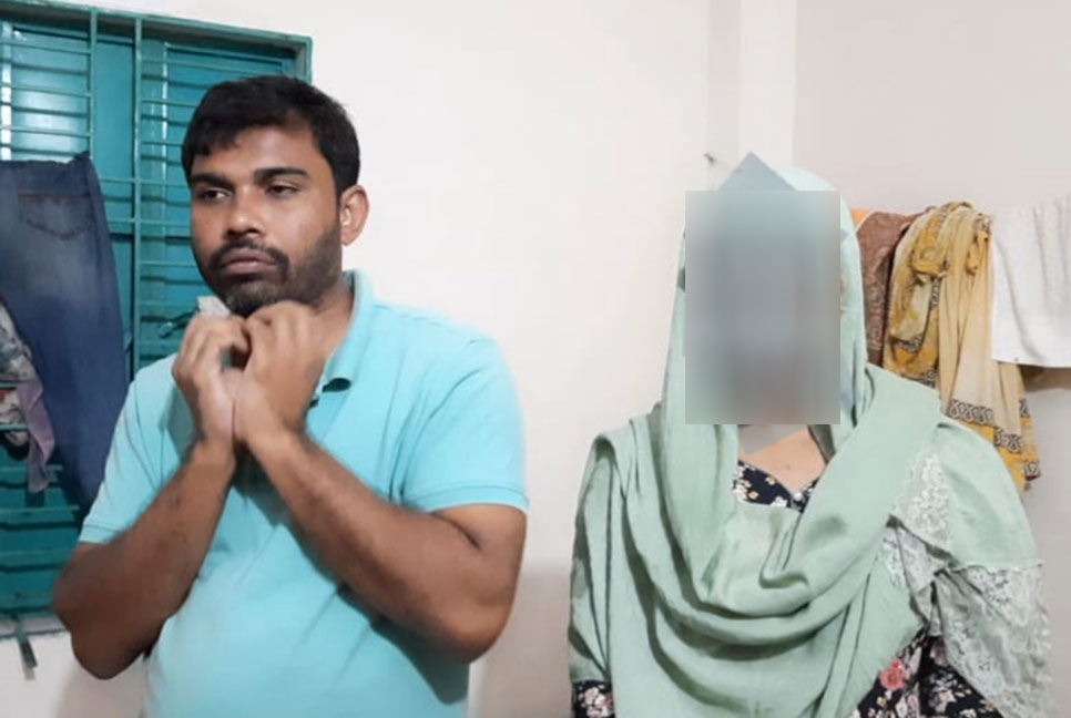 প্রে‌মিকাসহ আপ‌ত্তিকর অবস্থায় ধরা স্কুলশিক্ষক; স্ত্রীর সম্মতিতে বি‌য়ে 