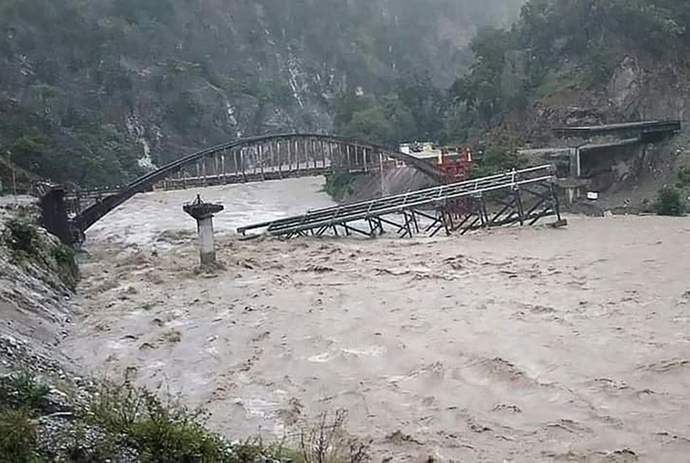 ভারত ও নেপালে বন্যা-ভূমিধসে ১১৬ জনের মৃত্যু