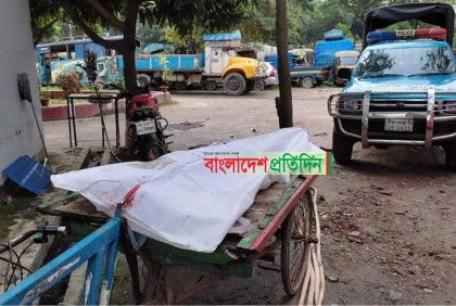 আশুলিয়ায় কাভার্ড ভ্যানচাপায় পত্রিকার হকার নিহত