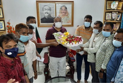 সাতক্ষীরায় এমপির সাথে সিএন্ডএফ এজেন্টস কর্মচারী নেতাদের মতবিনিময়