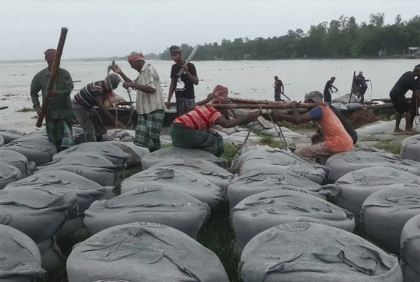 কুড়িগ্রামে বাড়ছে তিস্তার পানি, নদী পাড়ে আতঙ্ক 