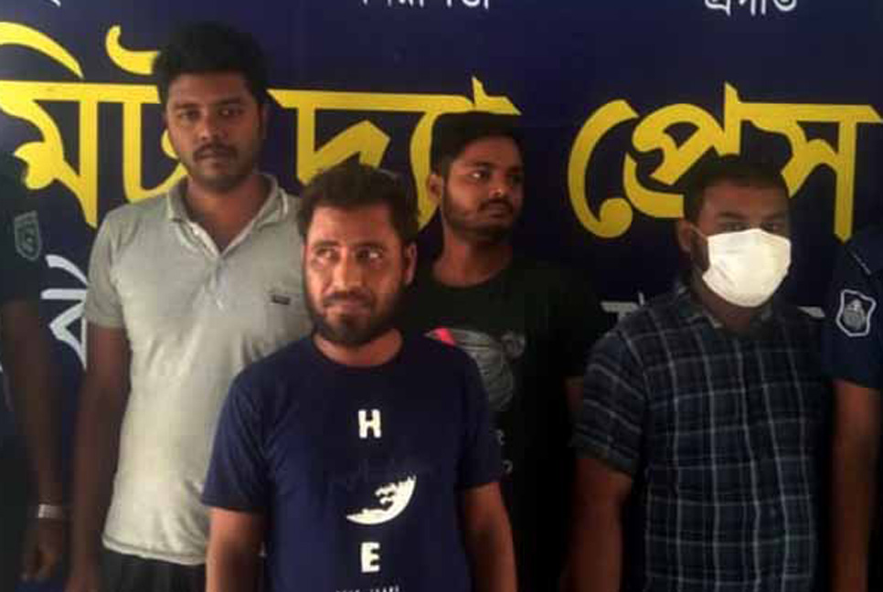 বাড়িতে ইয়াবার আসর বসানোর অভিযোগে স্বামীর জেল

