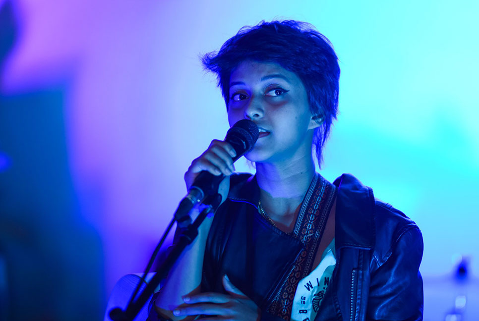 বলিউডে ইয়োহানির অভিষেক