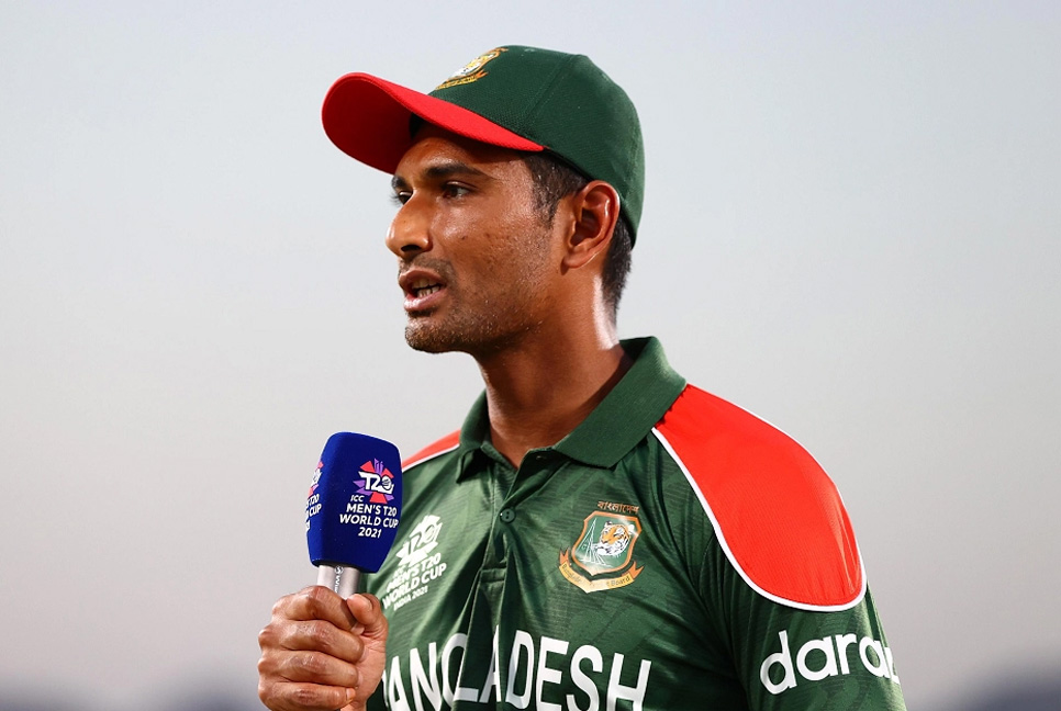 আমরাও মানুষ, একদম ছোট করে ফেলা ঠিক না : মাহমুদউল্লাহ

