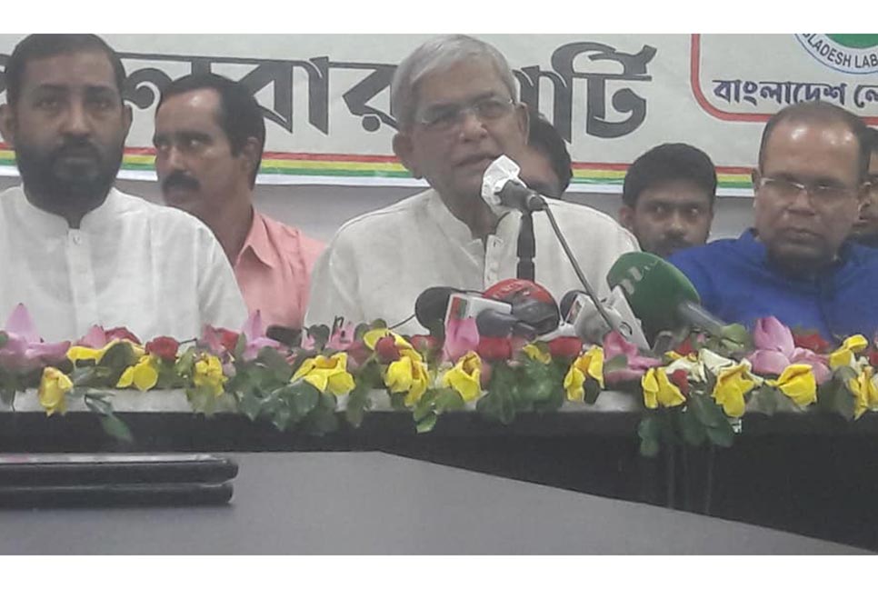 ইকবাল তো অপ্রকৃতিস্থ, মাদকসেবী : ফখরুল